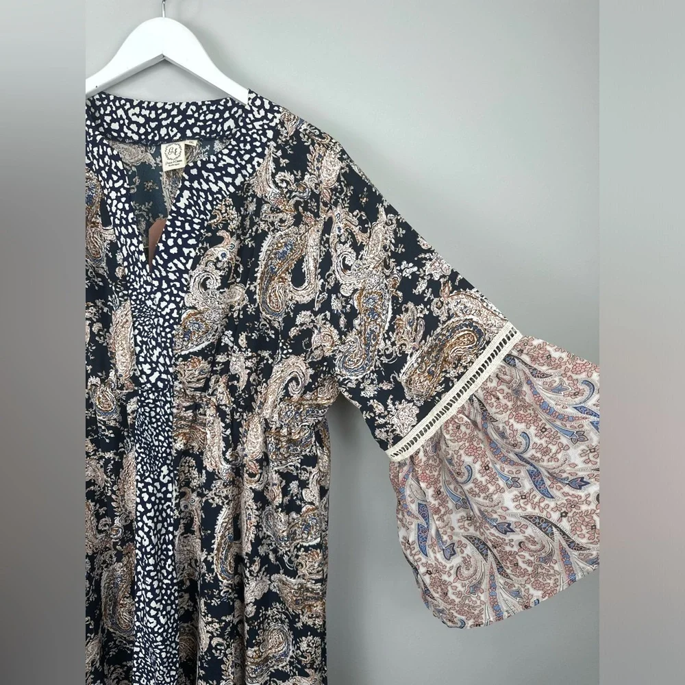 Grace & Emma Paisley Print Boho Bell Sleeve Dress Size 3XL NWT NEW